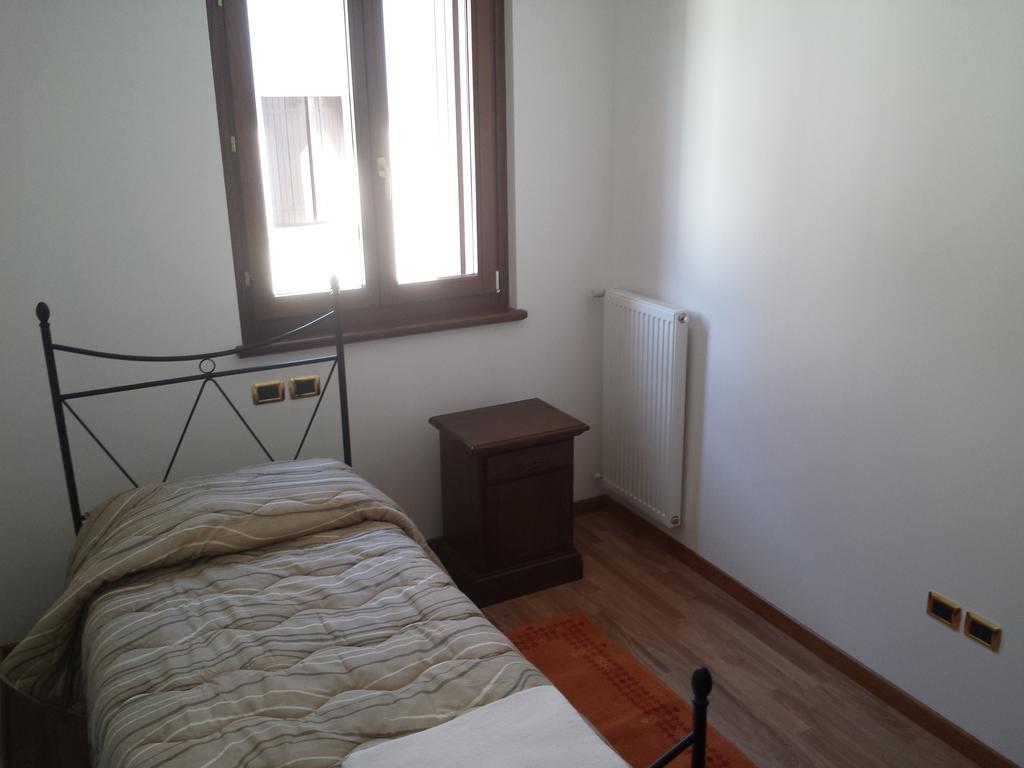 Farmstay Alloggio Cort Di Branc Povoletto Habitación foto
